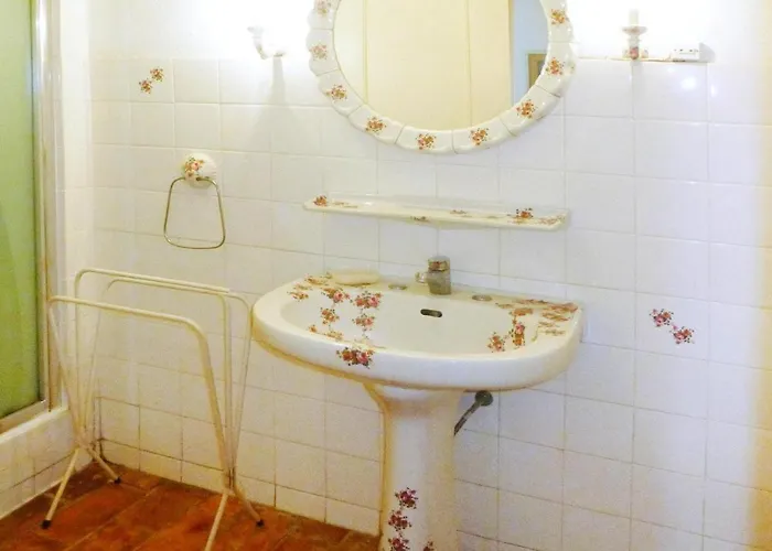 Semesterbostad In Roquebrune With Sea View & Pool La Garonnette-Plage