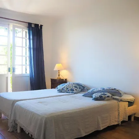 In Roquebrune With Sea View & Pool *