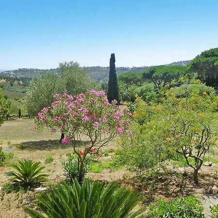 Lovely With Private Terrace And Shared Pool, Roquebrune-sur-argens * La Garonnette-Plage